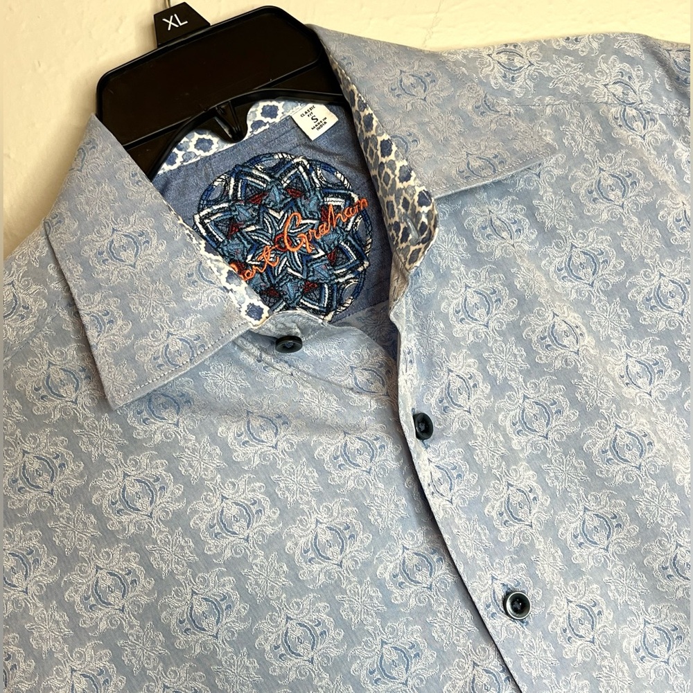 Robert Graham Men's Small Classic Fit Short Sleeve Blue Button Up Cotton Shirt